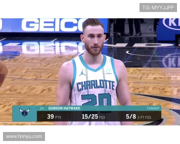 轮换首秀显效率尼德豪泽15分钟命中关键三分贡献全面防守抢断篮板